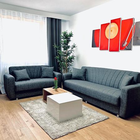 Unde Home Bukarest Exteriör bild